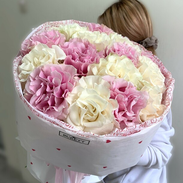 Букет из wow-роз, артикул F1383598 - 8130 рублей, доставка по городу. Flawery - доставка цветов