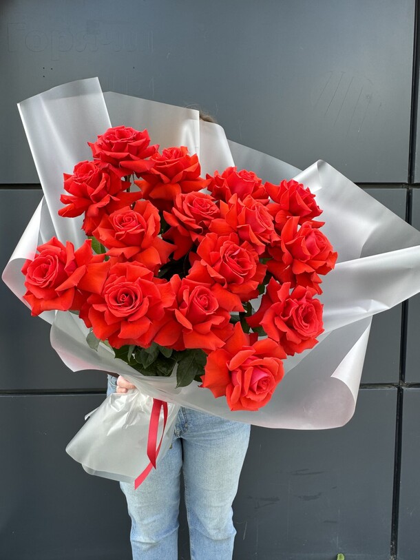 Букет из 15 французских роз, артикул F1294477 - 9460 рублей, доставка по городу. Flawery - доставка цветов