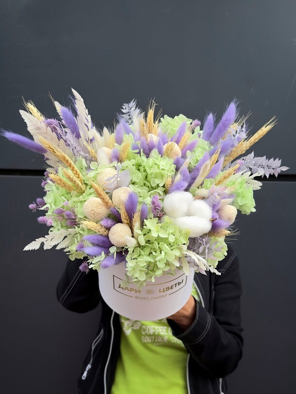 Композиция из сухоцветов, артикул F1313628 - 7370 рублей, доставка по городу. Flawery - доставка цветов