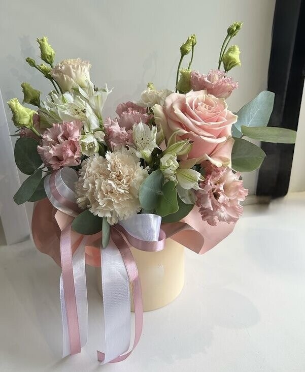 Сборная коробка, артикул F1424596 - 3400 рублей, доставка по городу. Flawery - доставка цветов