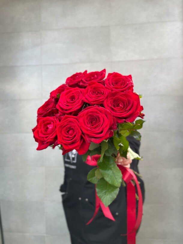 Букет "люблю", артикул F1435914 - 4620 рублей, доставка по городу. Flawery - доставка цветов