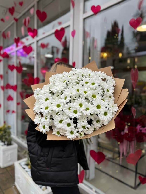 "хоровод", артикул F1454398 - 7400 рублей, доставка по городу. Flawery - доставка цветов