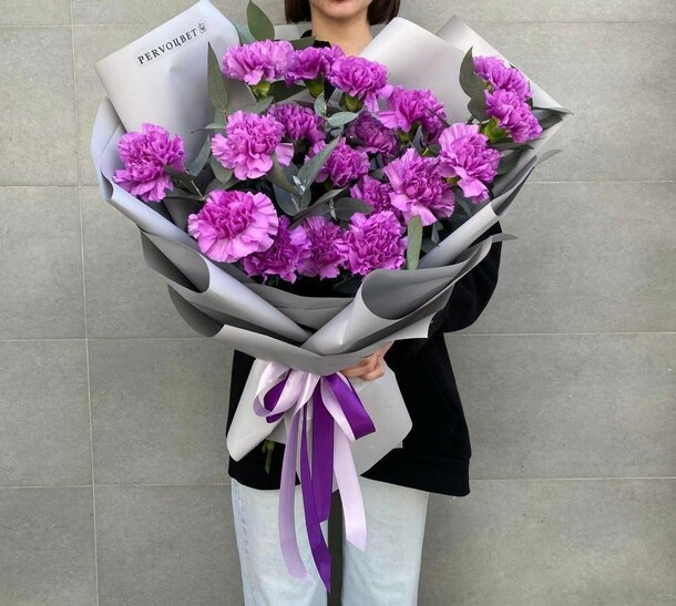 Букет "тайна", артикул F1520009 - 4200 рублей, доставка по городу. Flawery - доставка цветов