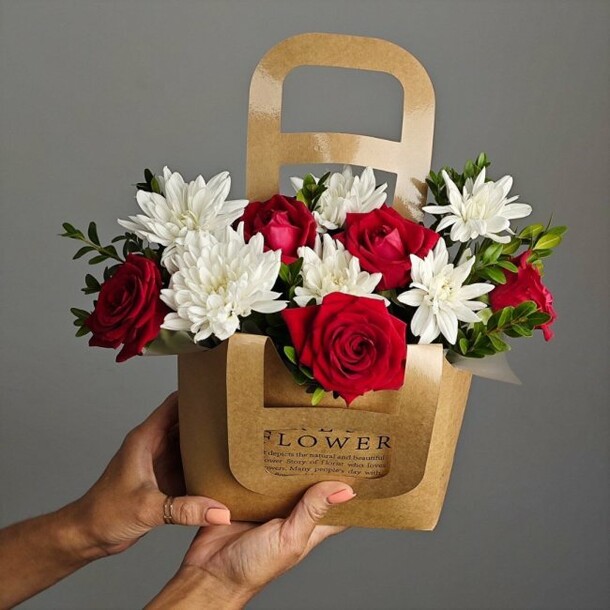 Композиция «мари», артикул F1312833 - 2090 рублей, доставка по городу. Flawery - доставка цветов