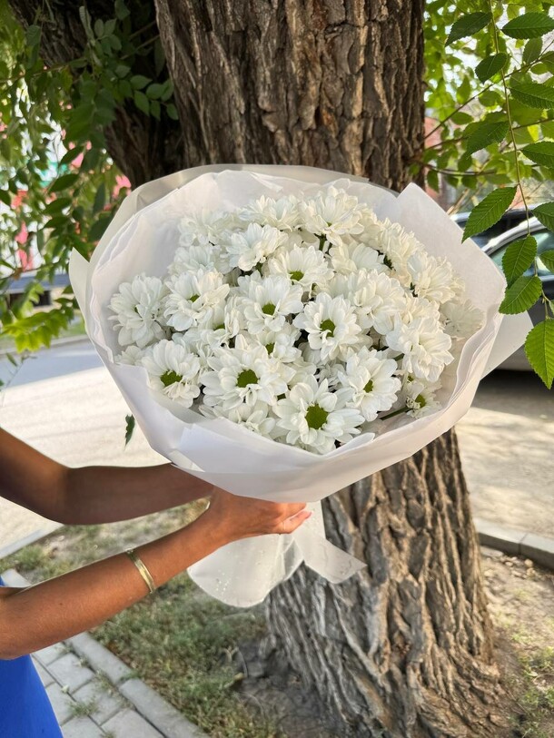 Букет «ромашка», артикул F1457312 - 2890 рублей, доставка по городу. Flawery - доставка цветов