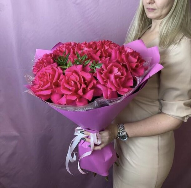 Букет из французких роз, артикул F1258860 - 4130 рублей, доставка по городу. Flawery - доставка цветов