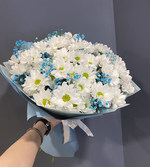 Букет, артикул F1140382 - 4345 рублей, доставка по городу. Flawery - доставка цветов