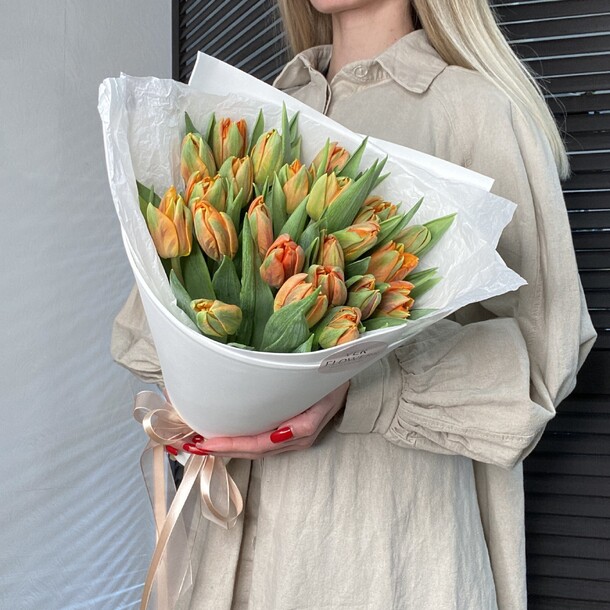 Букет пионовидных тюльпанов, артикул F1172182 - 6250 рублей, доставка по городу. Flawery - доставка цветов