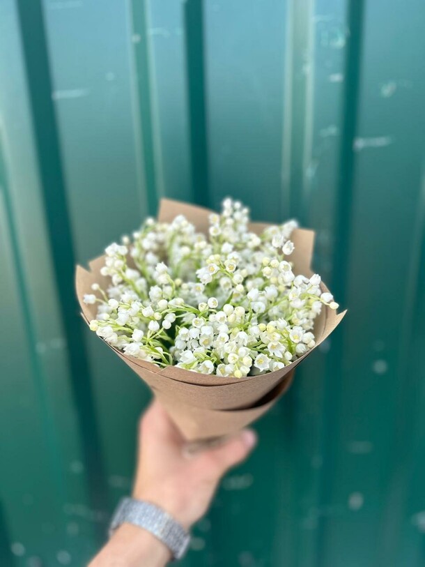 Ландыши голландия 49шт, артикул F1314633 - 46200 рублей, доставка по городу. Flawery - доставка цветов