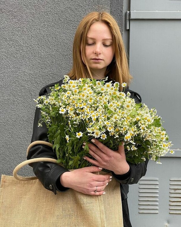 Матрикария, артикул F1215940 - 12600 рублей, доставка по городу. Flawery - доставка цветов