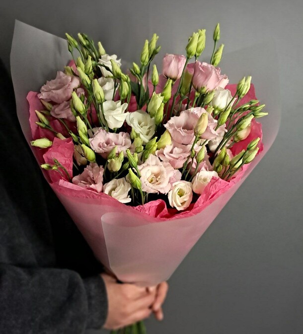 Эустома нежный микс, артикул F1409252 - 5950 рублей, доставка по городу. Flawery - доставка цветов