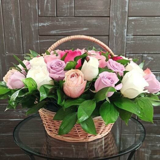 Корзина нежных роз, артикул F1067764 - 11979 рублей, доставка по городу. Flawery - доставка цветов