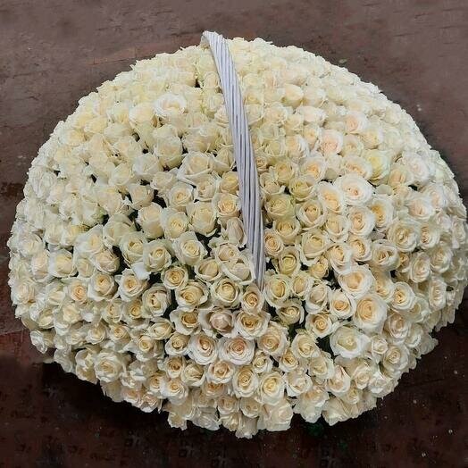 Корзина "1000 и одна роза", артикул F1067769 - 165770 рублей, доставка по городу. Flawery - доставка цветов