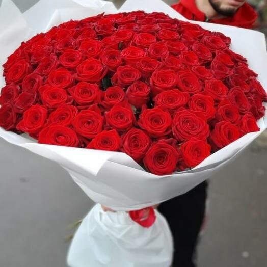 Букет из 151 розы, артикул F1067782 - 41092 рублей, доставка по городу. Flawery - доставка цветов