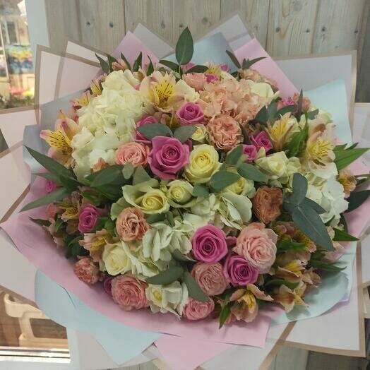 Букет "нежность", артикул F1068171 - 9779 рублей, доставка по городу. Flawery - доставка цветов