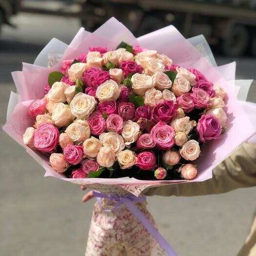 Букет "rosy", артикул F1068172 - 11700 рублей, доставка по городу. Flawery - доставка цветов