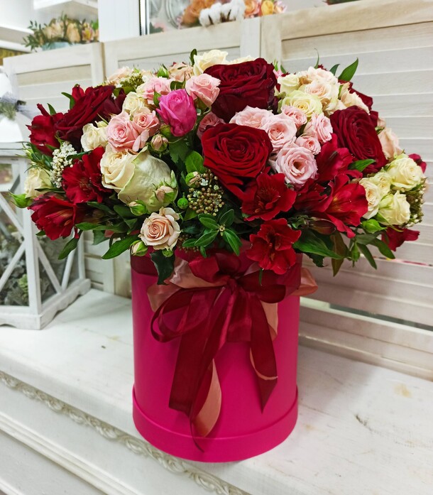 Композиция "amore mio", артикул F109258 - 11693 рублей, доставка по городу. Flawery - доставка цветов