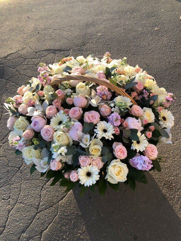 Нежный рассвет, артикул F1117190 - 33249 рублей, доставка по городу. Flawery - доставка цветов