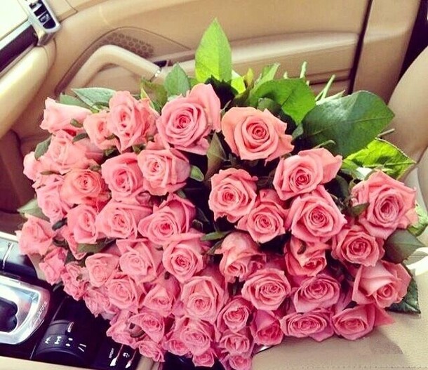 Букет из 101 розы, артикул F5932 - 14677 рублей, доставка по городу. Flawery - доставка цветов