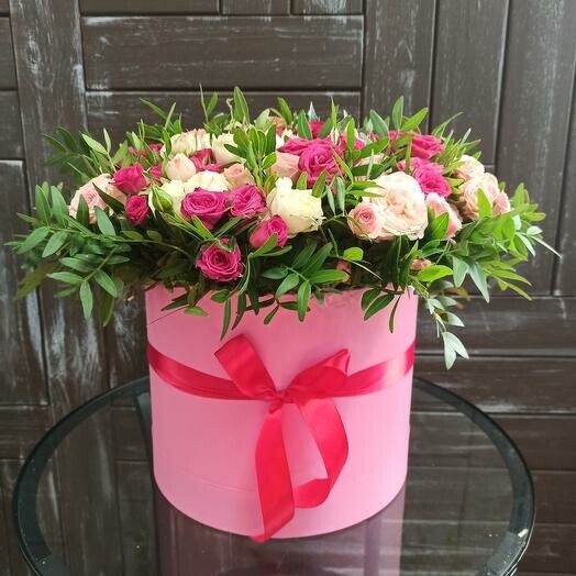 Цветы в коробке "трепетные чувства", артикул F97394 - 9656 рублей, доставка по городу. Flawery - доставка цветов