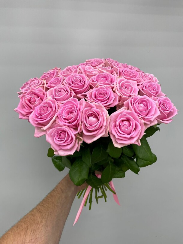 Свежий букет розовых роз, артикул F1200577 - 7853 рублей, доставка по городу. Flawery - доставка цветов