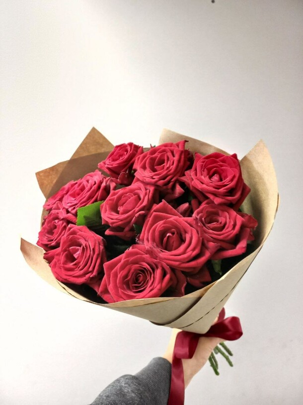 Букет полуметровых роз, артикул F1212302 - 3850 рублей, доставка по городу. Flawery - доставка цветов