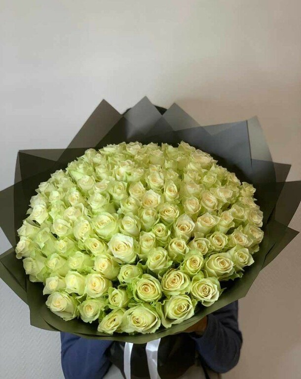 101 белая роза, артикул F1239213 - 24067 рублей, доставка по городу. Flawery - доставка цветов