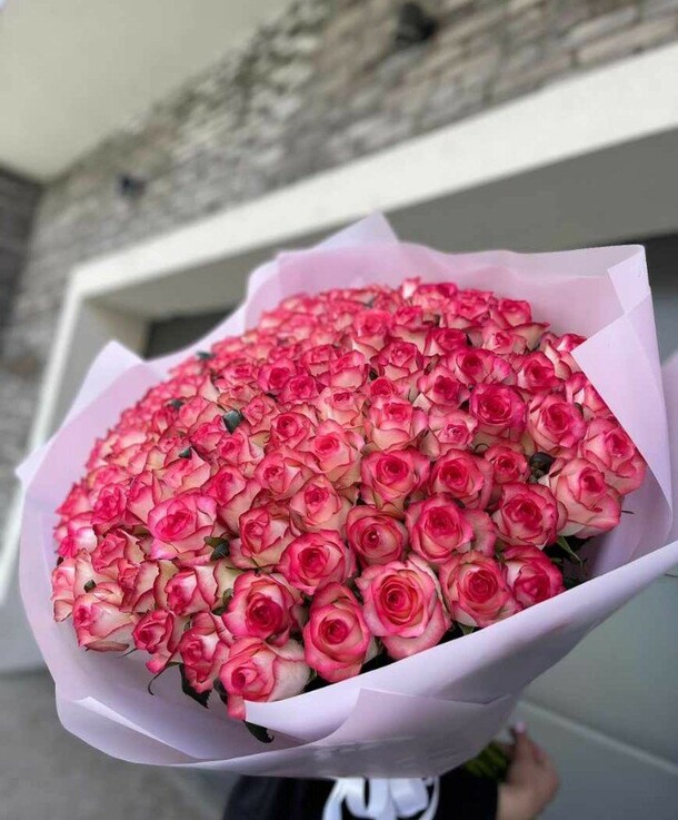 101 роза джумелия, артикул F1239217 - 24067 рублей, доставка по городу. Flawery - доставка цветов