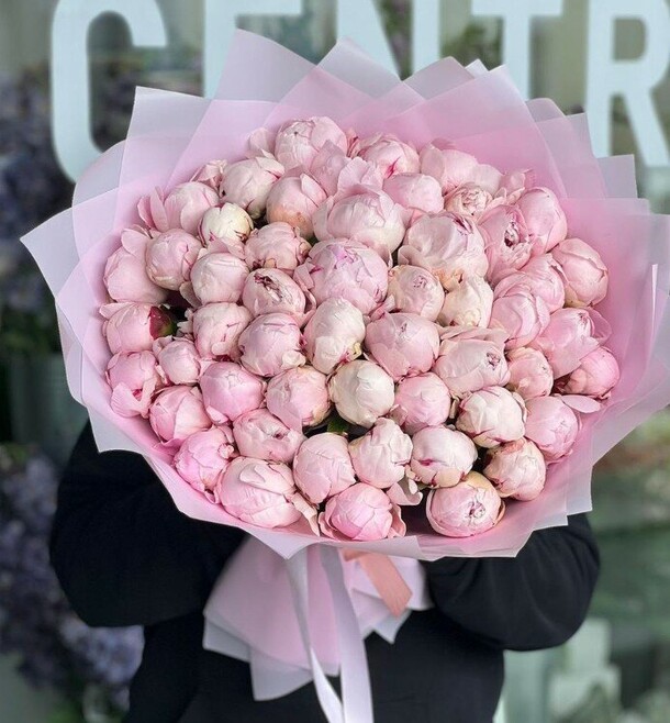 101 сортовой пион, артикул F1282518 - 99953 рублей, доставка по городу. Flawery - доставка цветов