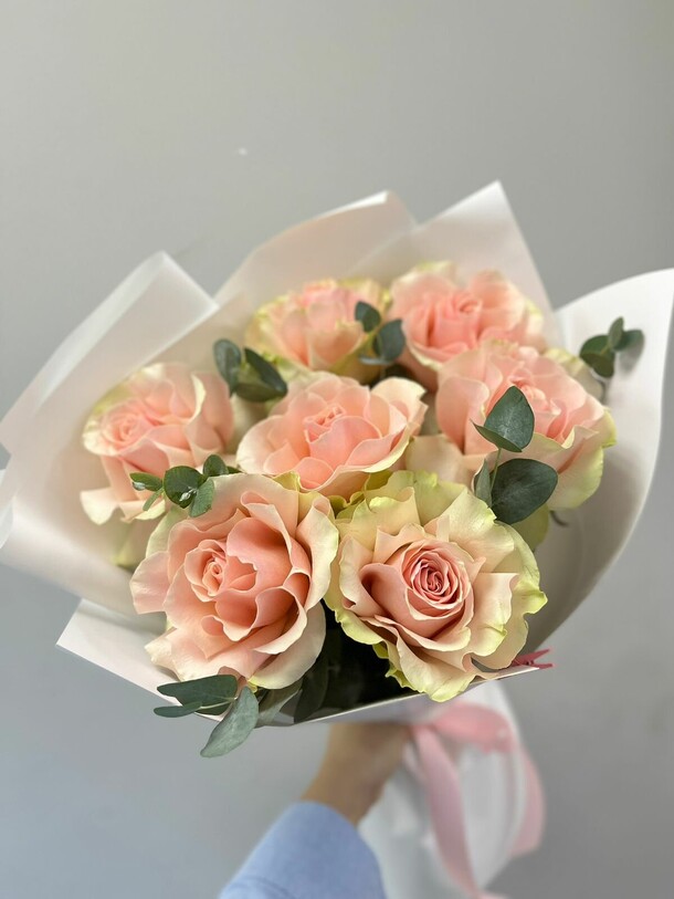 Французские розы ❤️, артикул F1326142 - 5917 рублей, доставка по городу. Flawery - доставка цветов