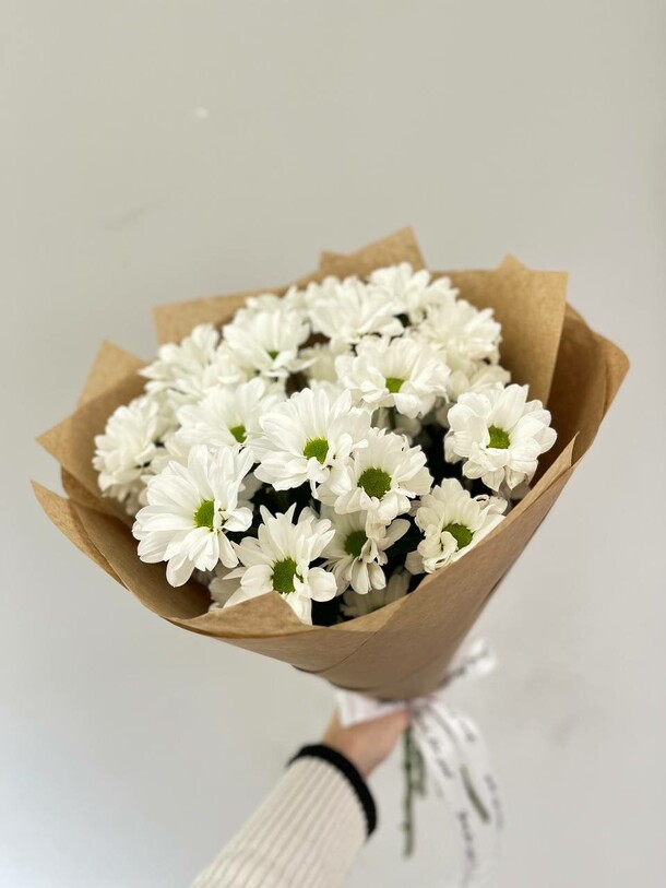 Букет ромашек, артикул F1343371 - 3000 рублей, доставка по городу. Flawery - доставка цветов