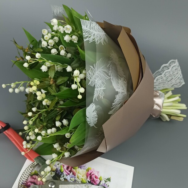 Букет из 15 ландышей., артикул F1164539 - 14384 рублей, доставка по городу. Flawery - доставка цветов