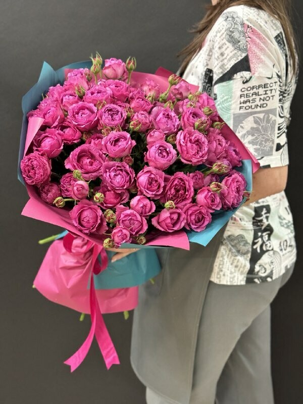 Букет из пионовидных роз рич баблс, артикул F1318469 - 9500 рублей, доставка по городу. Flawery - доставка цветов