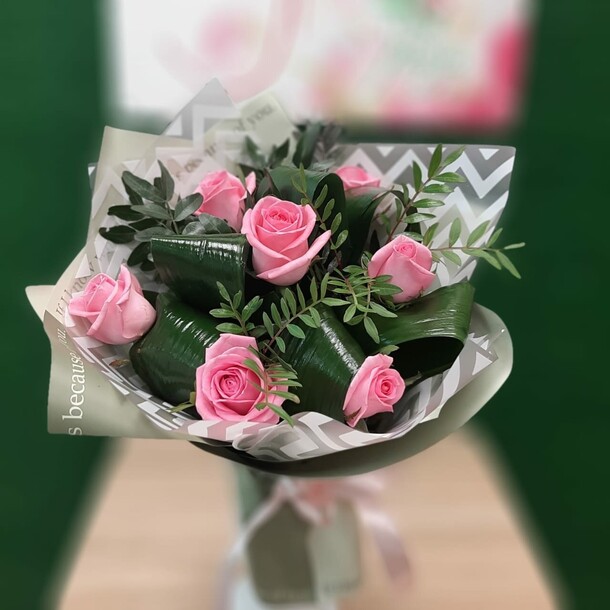 Экспресс из розовых роз, артикул F1108961 - 2629 рублей, доставка по городу. Flawery - доставка цветов