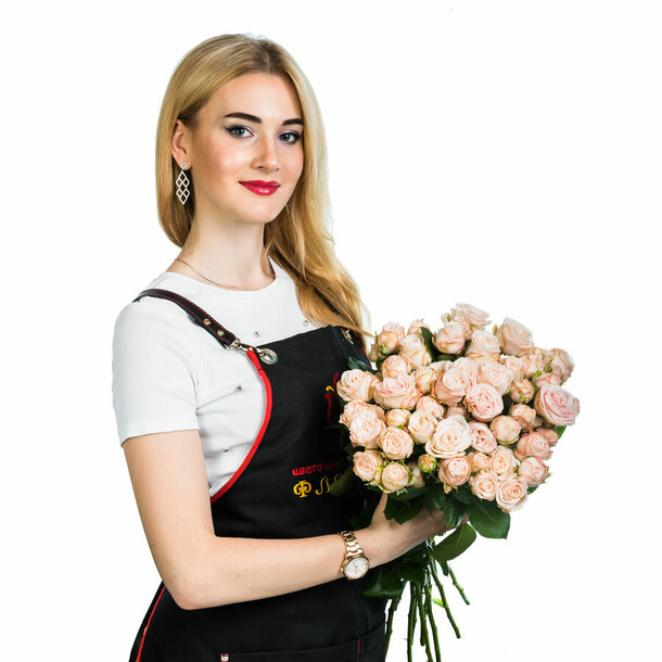 15 пионовидных кремовых роз, артикул F79152 - 9969 рублей, доставка по городу. Flawery - доставка цветов