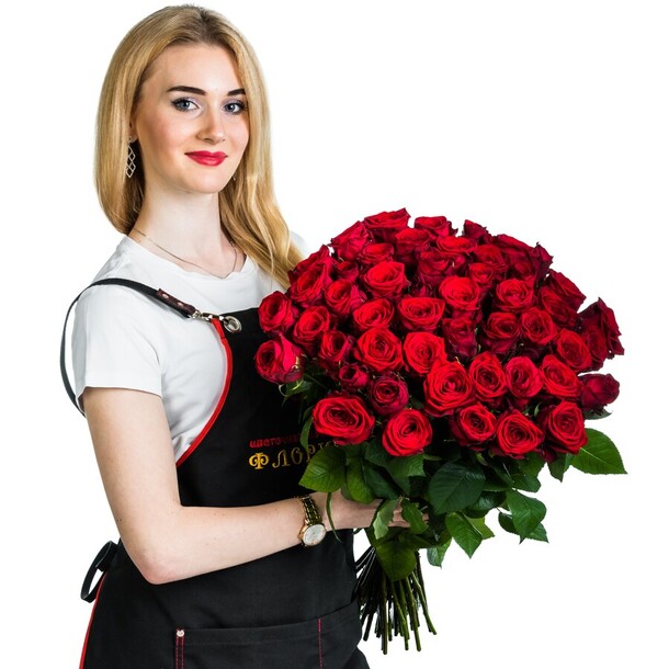 51 красная роза, артикул F79902 - 15607 рублей, доставка по городу. Flawery - доставка цветов