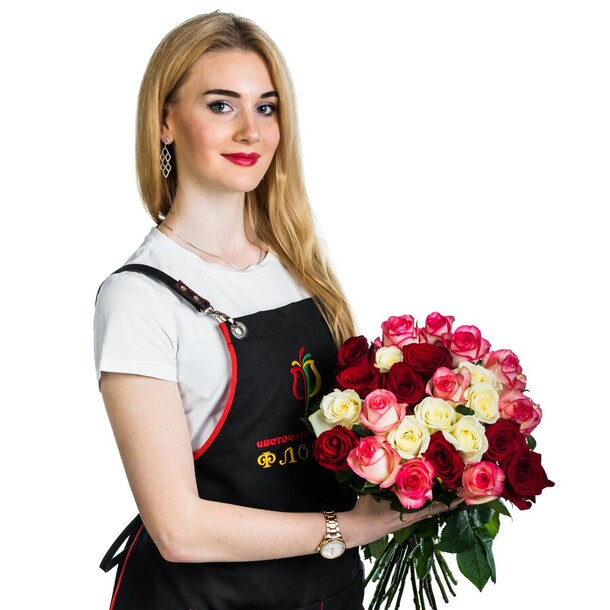 25 роз микс, артикул F79913 - 6070 рублей, доставка по городу. Flawery - доставка цветов