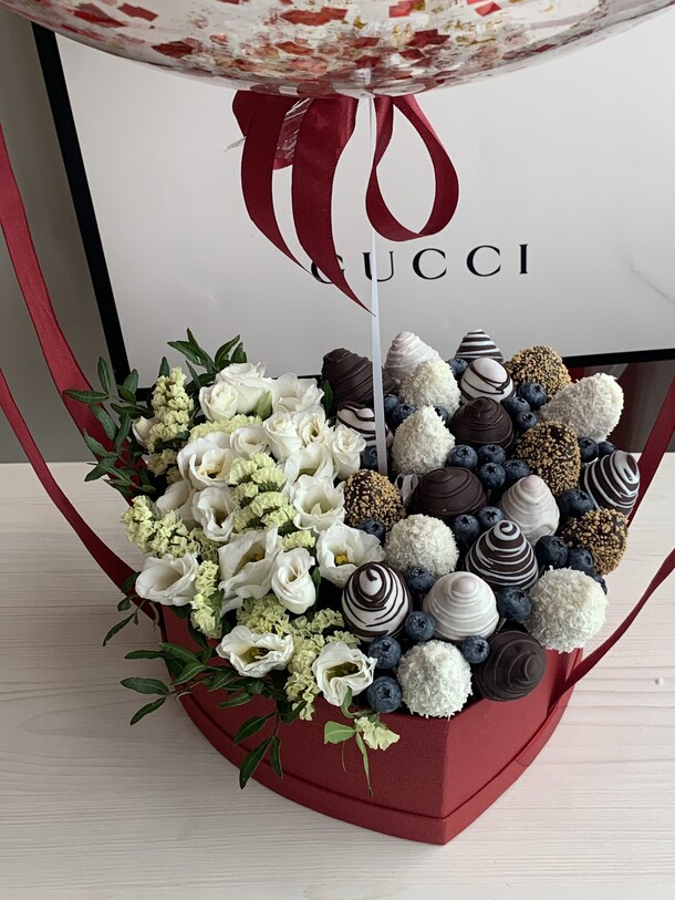 Аэробокс mix, артикул F1105852 - 11420 рублей, доставка по городу. Flawery - доставка цветов