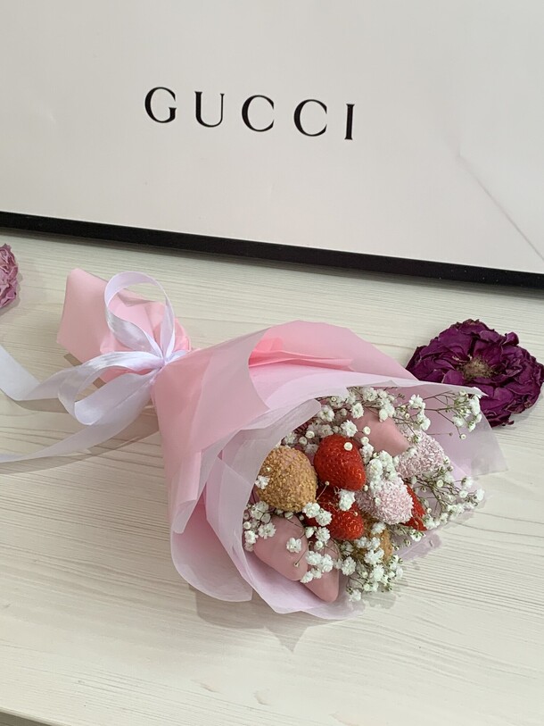 Фифи, артикул F1112280 - 4126 рублей, доставка по городу. Flawery - доставка цветов