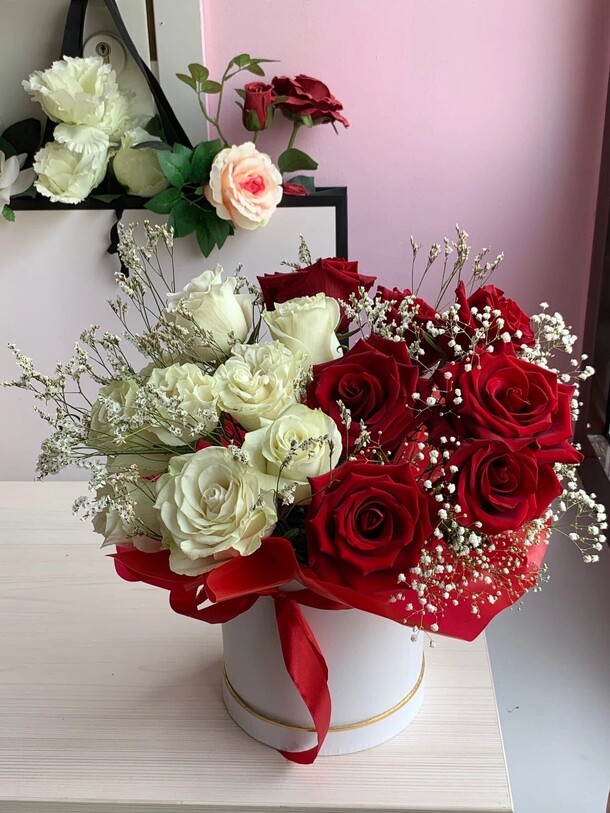 Поэма, артикул F1122332 - 16576 рублей, доставка по городу. Flawery - доставка цветов