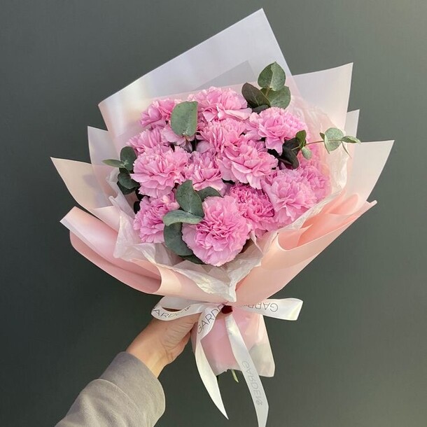 15 диантусов, артикул F1201205 - 3660 рублей, доставка по городу. Flawery - доставка цветов