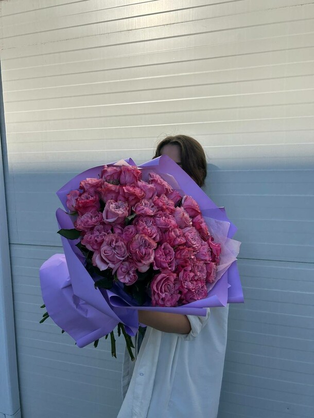 35 роз кантри блюз, артикул F1376487 - 15900 рублей, доставка по городу. Flawery - доставка цветов