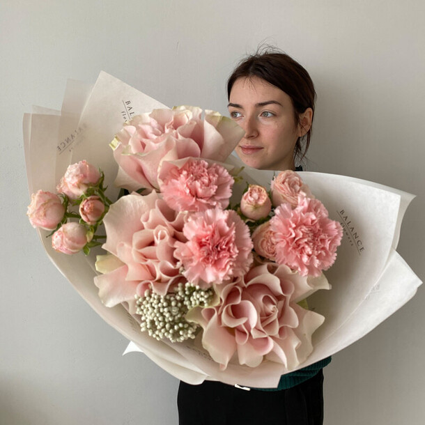 Клубничный пунш, артикул F1164087 - 4350 рублей, доставка по городу. Flawery - доставка цветов