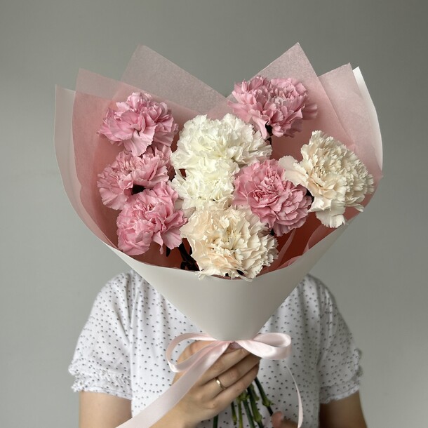 Букет из диантусов, артикул F1294890 - 2350 рублей, доставка по городу. Flawery - доставка цветов