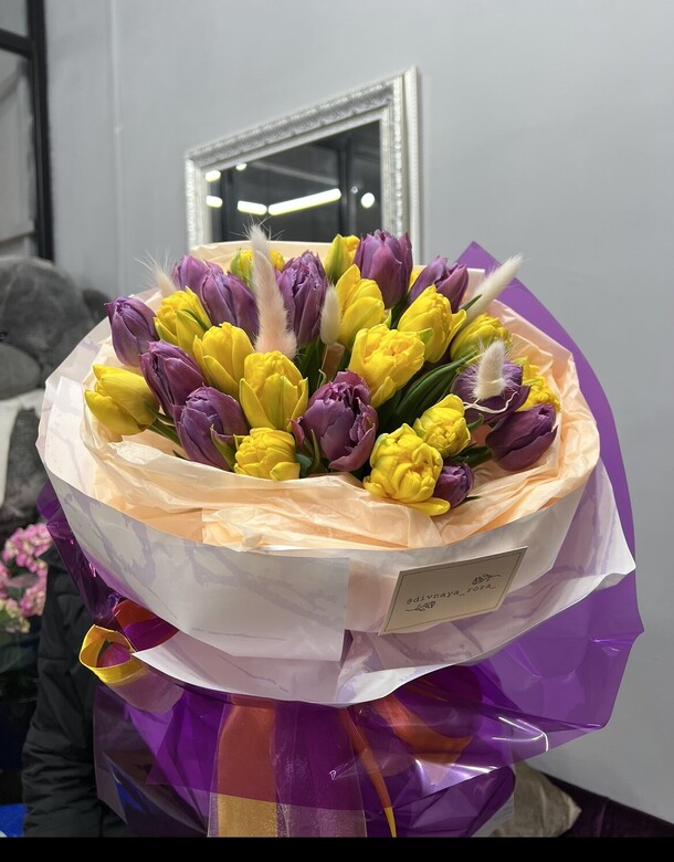 Тюльпан пионовидный, артикул F1258085 - 12600 рублей, доставка по городу. Flawery - доставка цветов