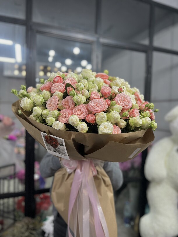 Праздничный букет, артикул F1344331 - 35400 рублей, доставка по городу. Flawery - доставка цветов