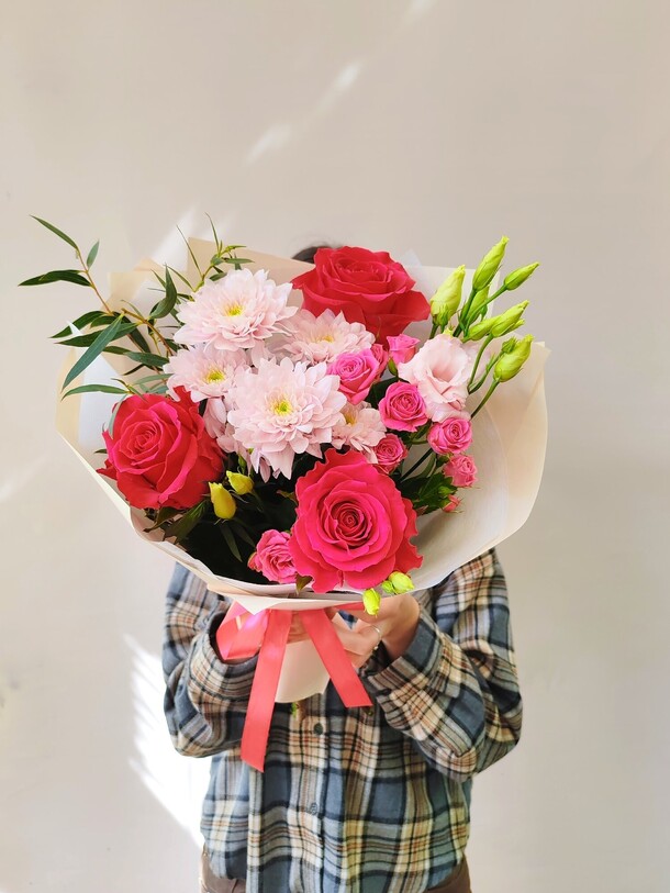 Розовая палитра, артикул F1484565 - 3500 рублей, доставка по городу. Flawery - доставка цветов