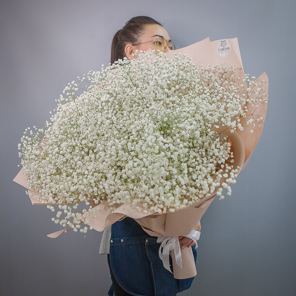 Букет цветов из 25 белых гипсофил, арт: 1093, артикул F1188838 - 18750 рублей, доставка по городу. Flawery - доставка цветов