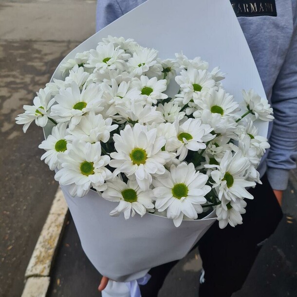 Букет "стильный белый", артикул F1176658 - 2600 рублей, доставка по городу. Flawery - доставка цветов