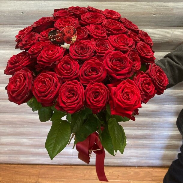 Грейс - 35 ароматных бордовых роз, артикул F1160430 - 11350 рублей, доставка по городу. Flawery - доставка цветов